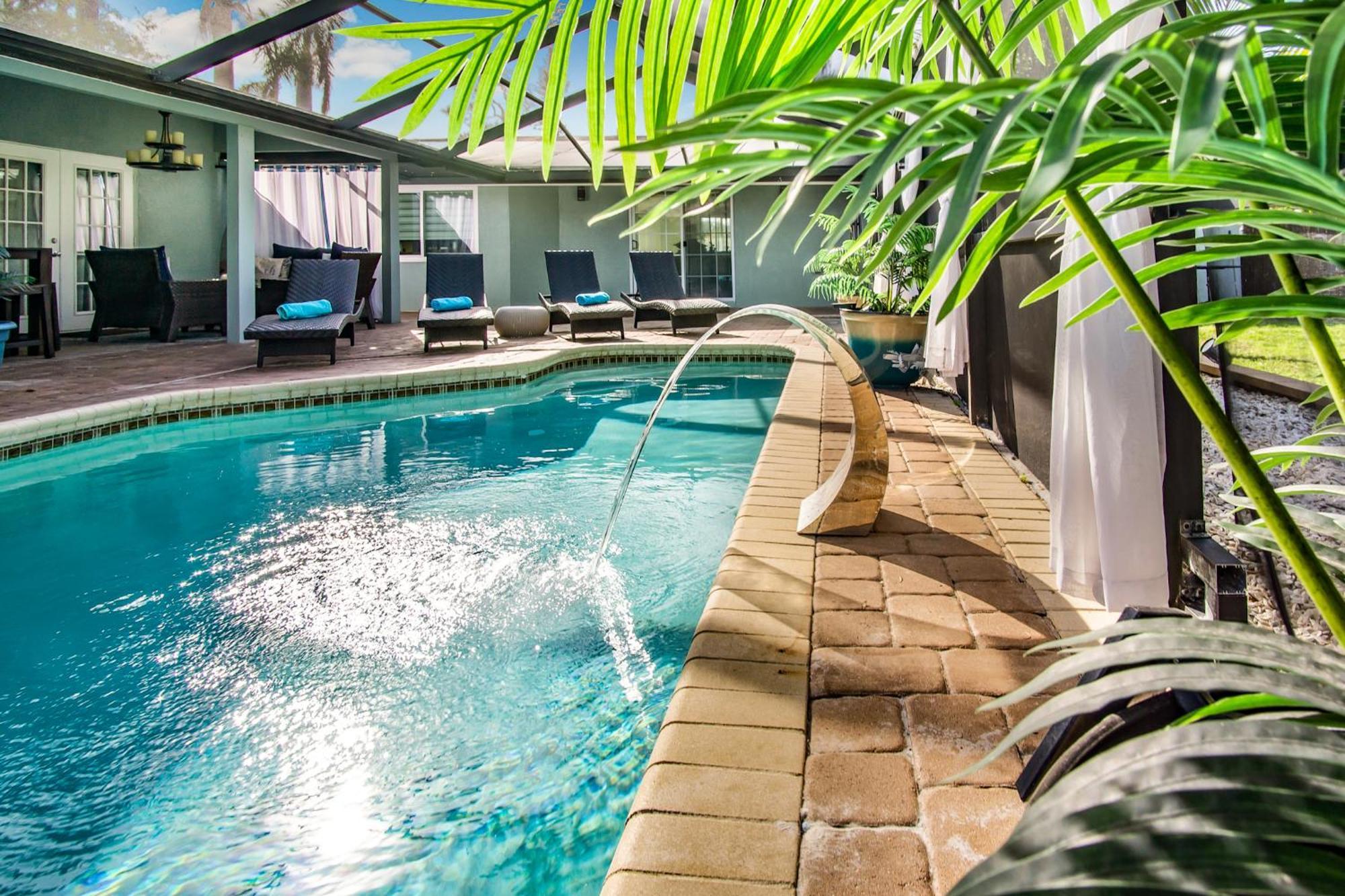 Beach Cottage With Heated Pool Just Off Siesta Key Сарасота Экстерьер фото